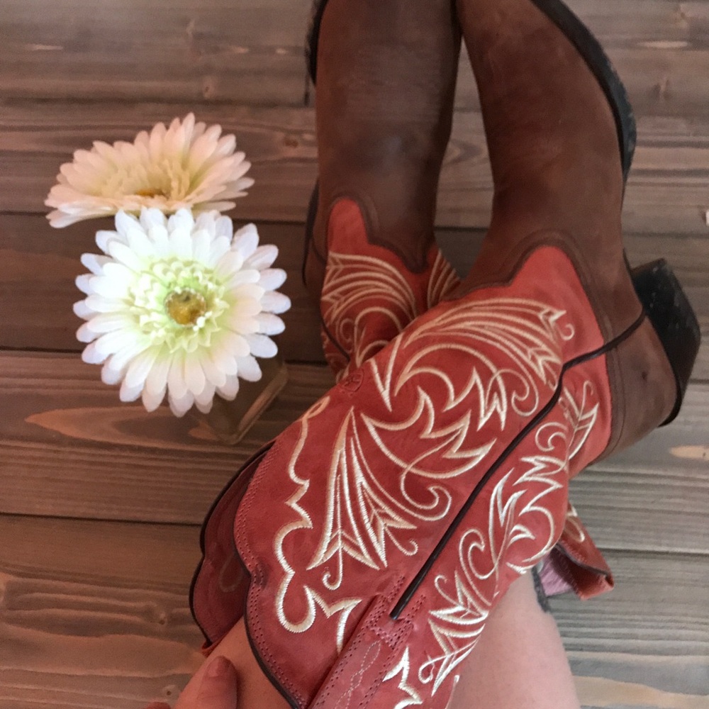 Leather Ariat Cowboy boots 8.5